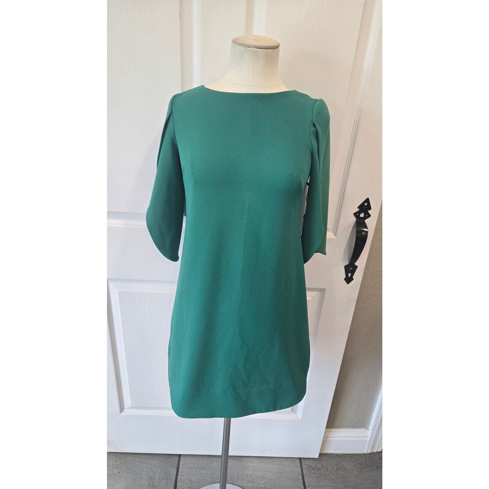 Vince Camuto Green Sheath Dress Womenâs 2p Bell Sleeve Career Cocktail P91